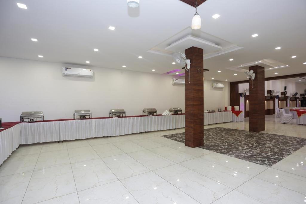Hotel Rajmohan Palace Gwalior Eksteriør bilde